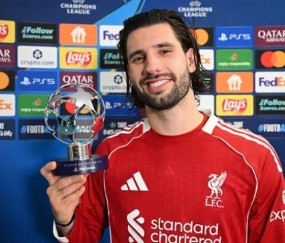 pp电子试玩-杰拉德：索博有能力达到世界级水平，要保持谦逊继续努力踢球